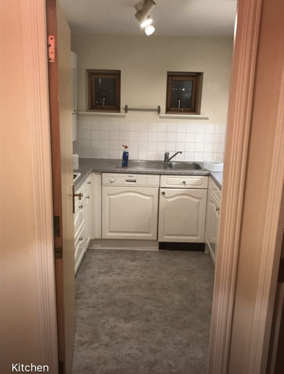 Property photo 3 of 9