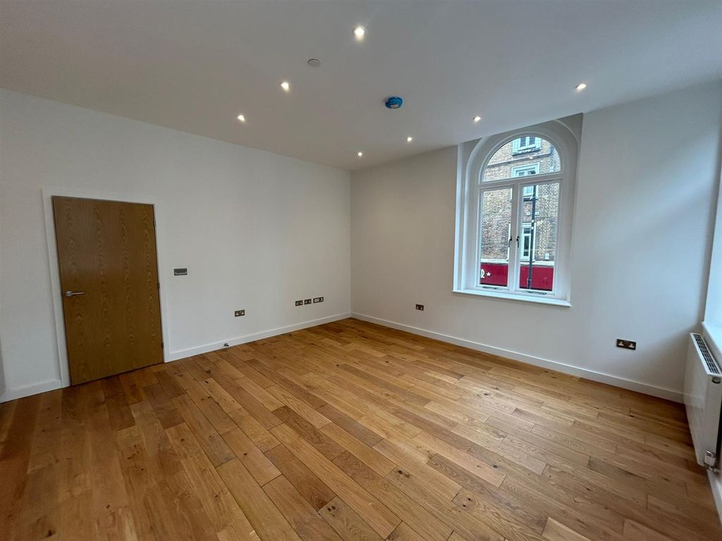 Property photo 3 of 9 Whatsapp Image 2026-02-23 At 13.45.58.Jpeg