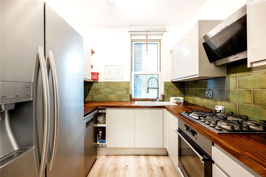 Property photo 3 of 15 Picture No. 07