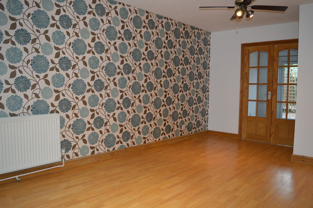 Property photo 2 of 10 Shire Place