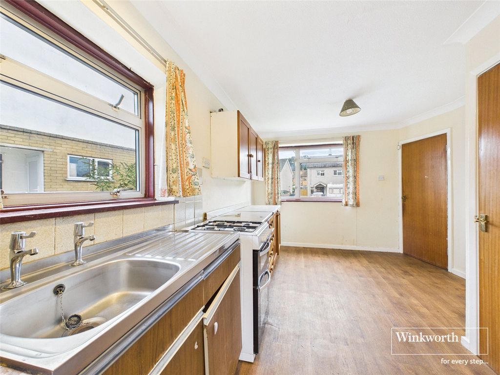 Property photo 3 of 11 Picture No. 02