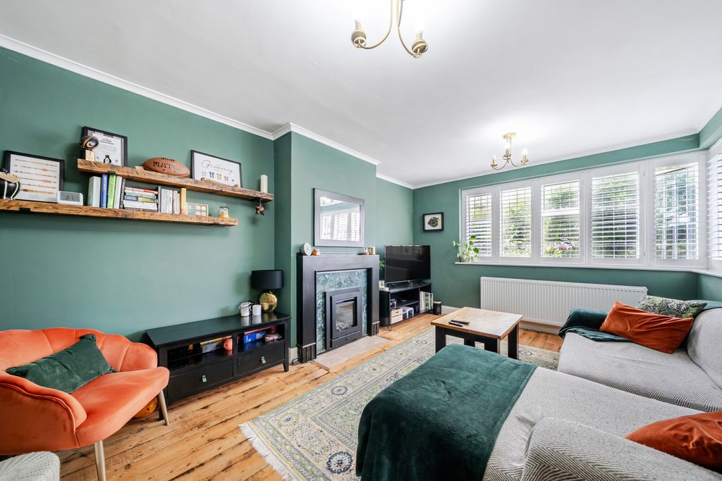 Property photo 2 of 23 1526001-24-6Abd04...