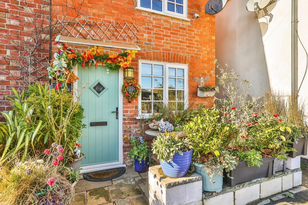 Property photo 2 of 15