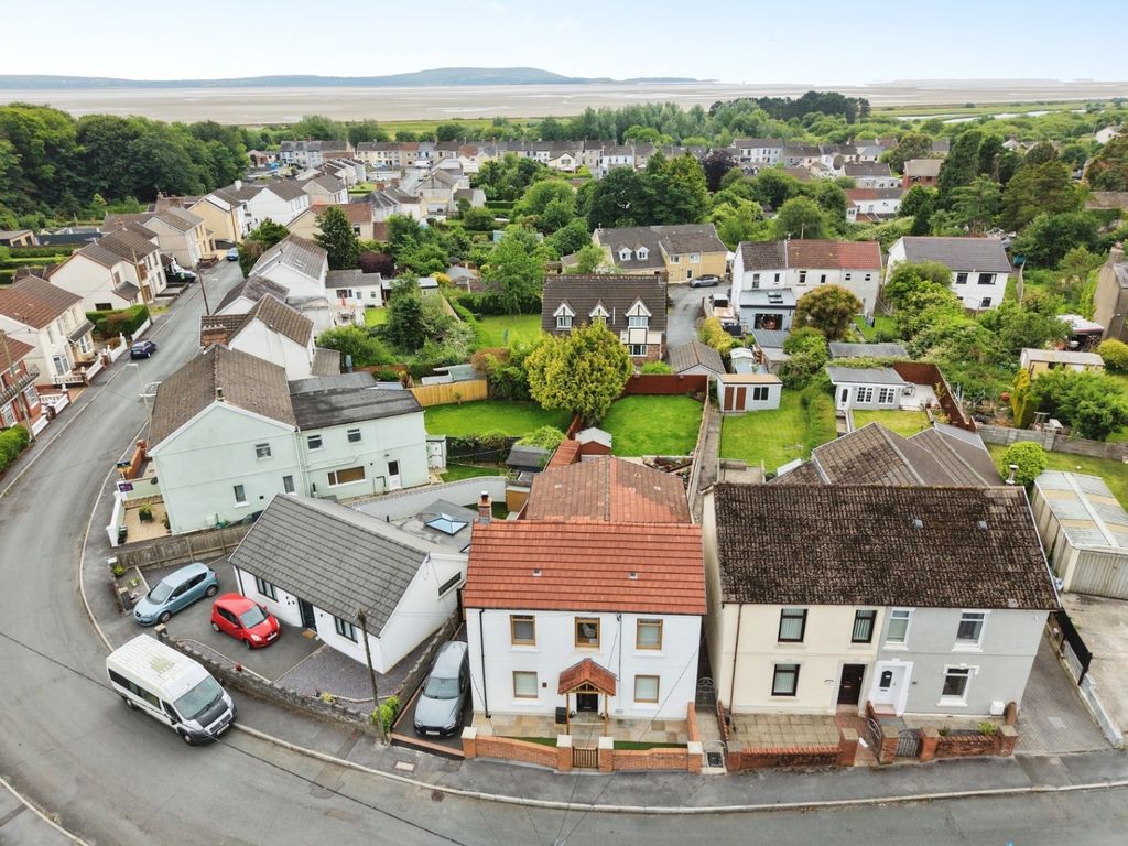 Property photo 1 of 63 5186560
