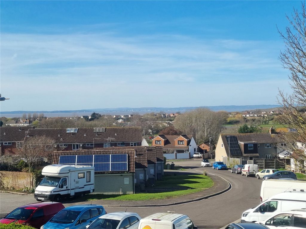 Property photo 2 of 19 Picture No. 23