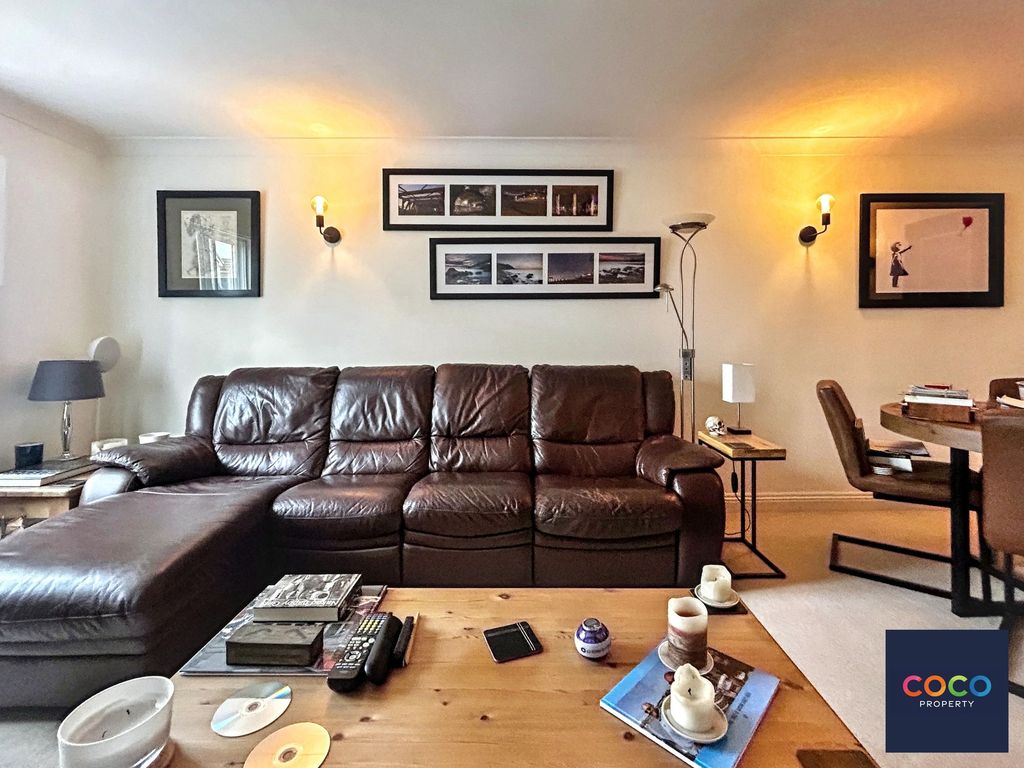 Property photo 3 of 16 Living Area