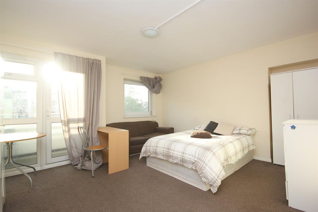 Property photo 3 of 10 Img_3908.Jpg