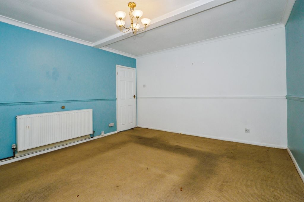 Property photo 2 of 18 Photo
