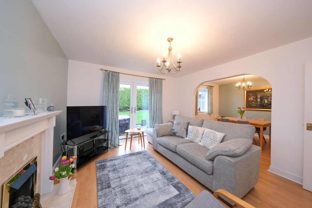 Property photo 2 of 42 Dscf3540.Jpg