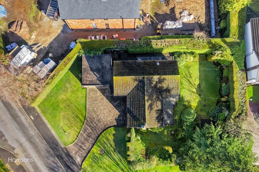 Property photo 2 of 50 4921224