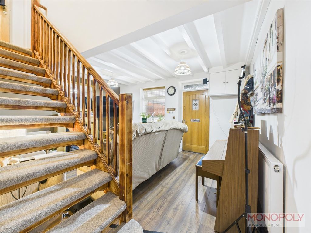 Property photo 3 of 25 Cam04439G0-Pr0187-Still014.Jpg