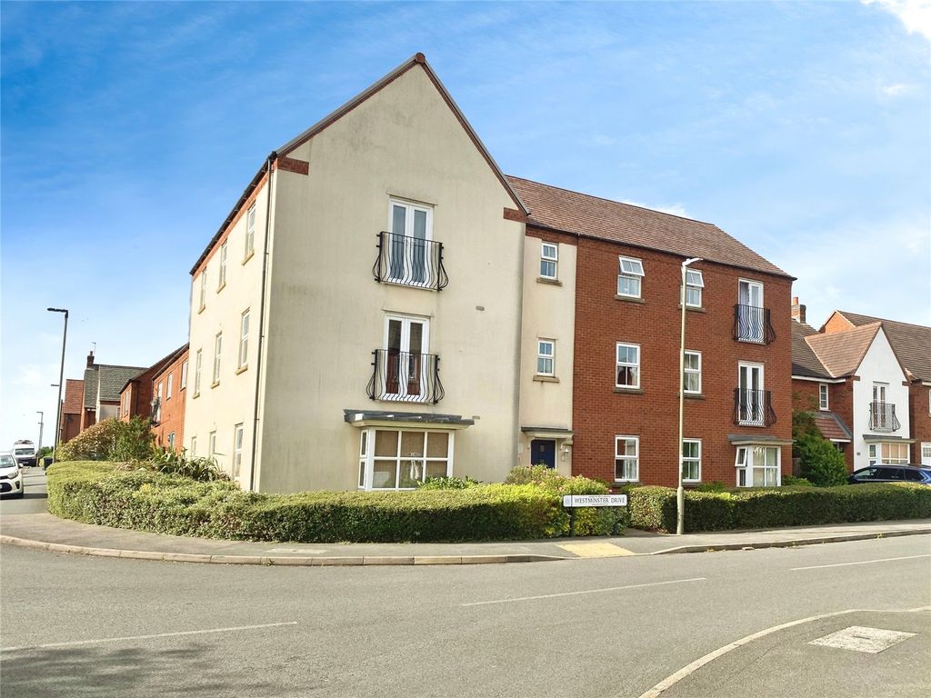 Property photo 1 of 10 Front