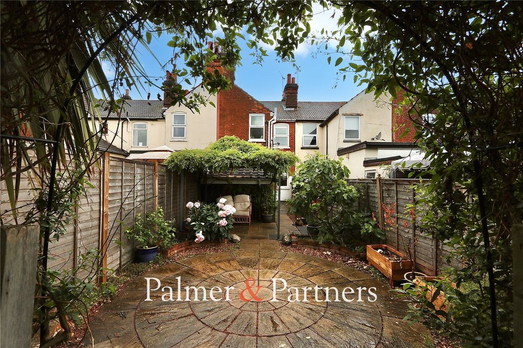 Property photo 2 of 22 Picture No. 06