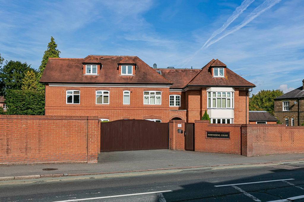 Property photo 1 of 25 Exterior