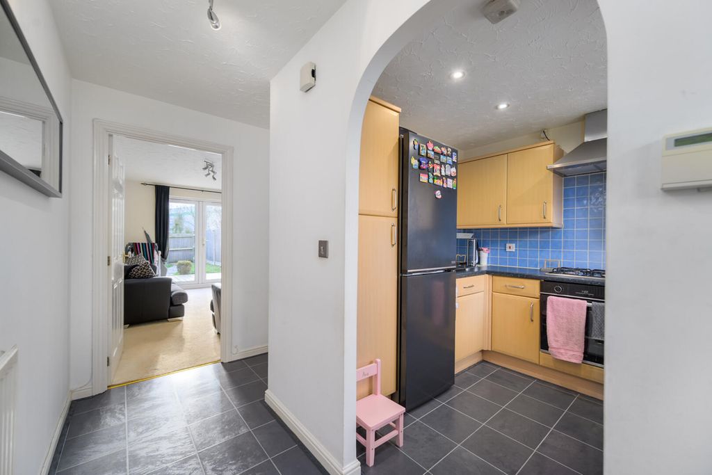 Property photo 2 of 13 Kitchen