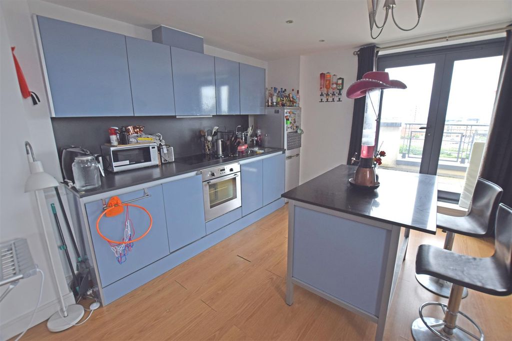 Property photo 3 of 12 Kitchen.Jpg