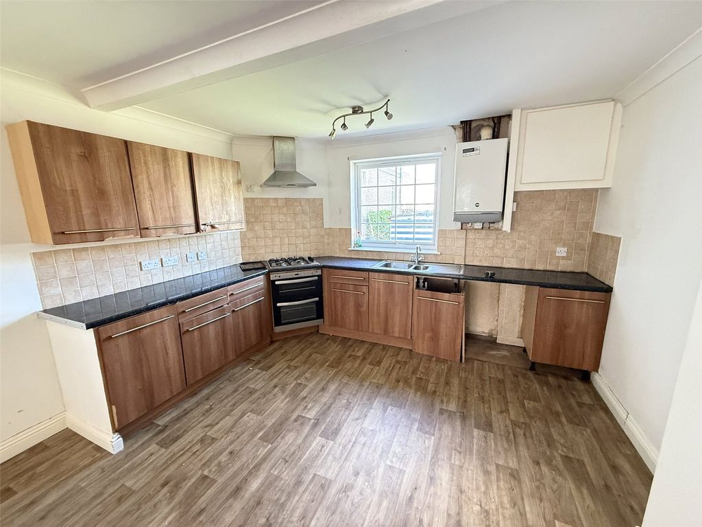 Property photo 3 of 16 Picture No. 19