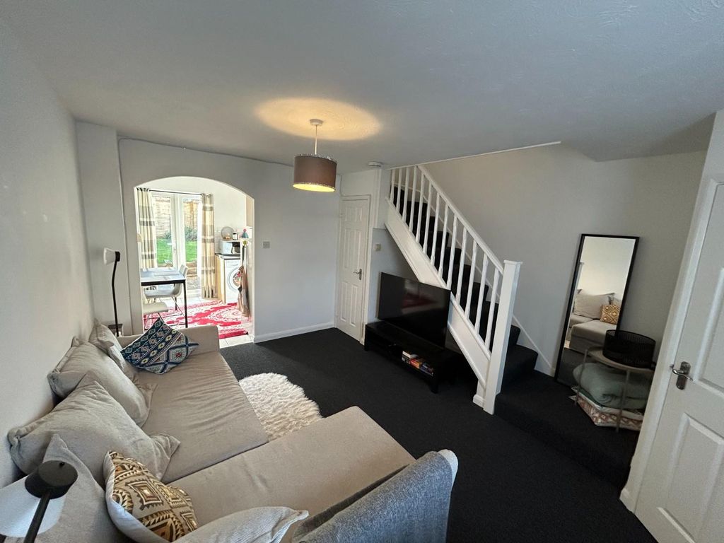 Property photo 2 of 9 Living Room 2.Jpeg