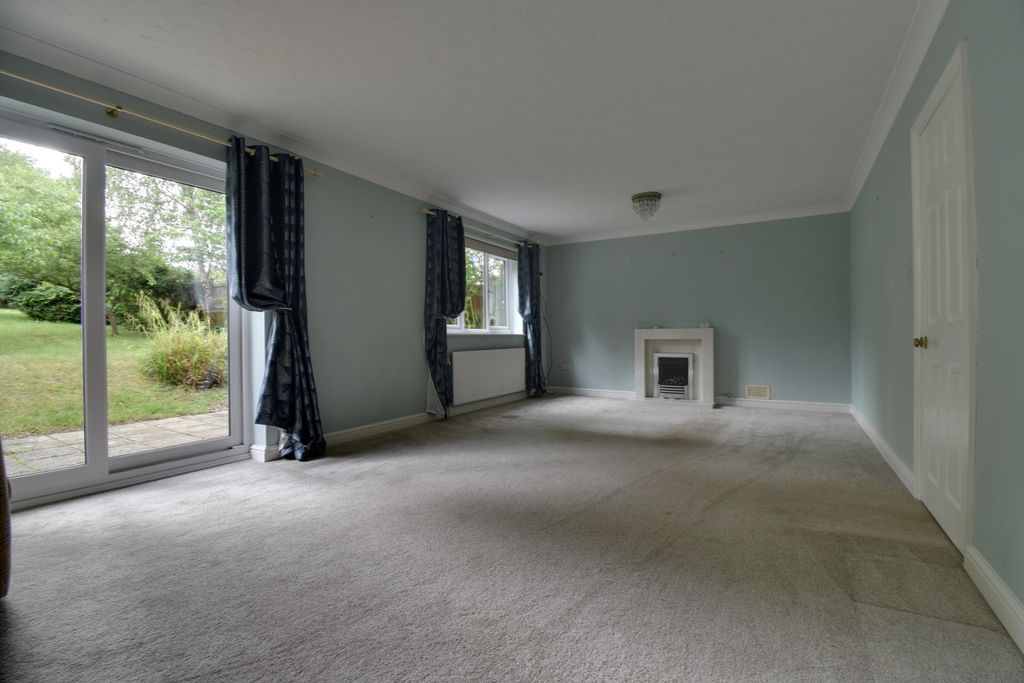 Property photo 2 of 13 Sitting - Dining Room