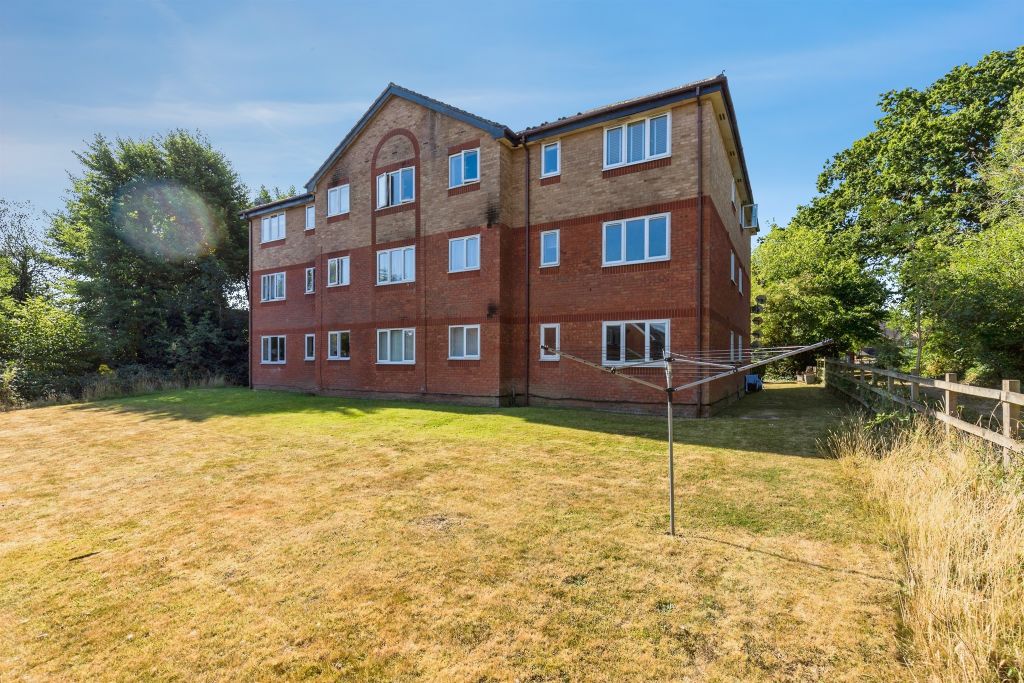 Property photo 1 of 11