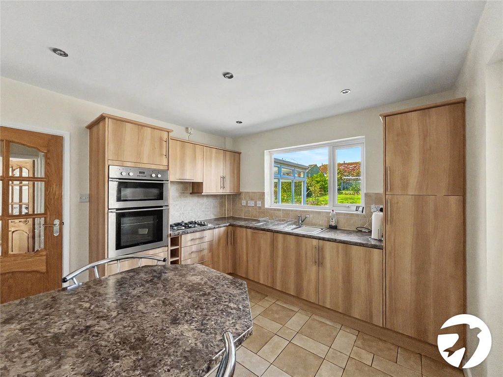 Property photo 3 of 15 Picture No. 14