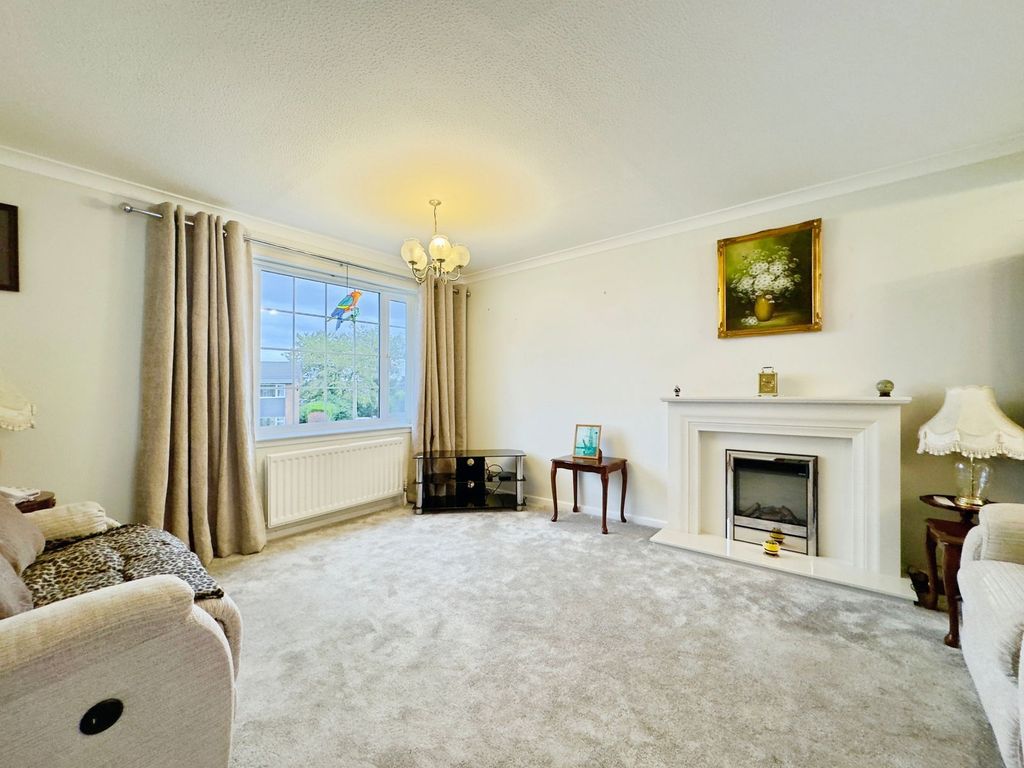 Property photo 3 of 31