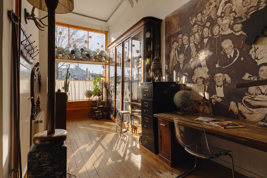 Property photo 2 of 12