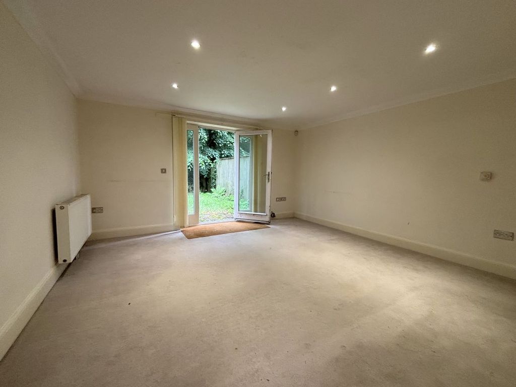 Property photo 2 of 10 Image 2
