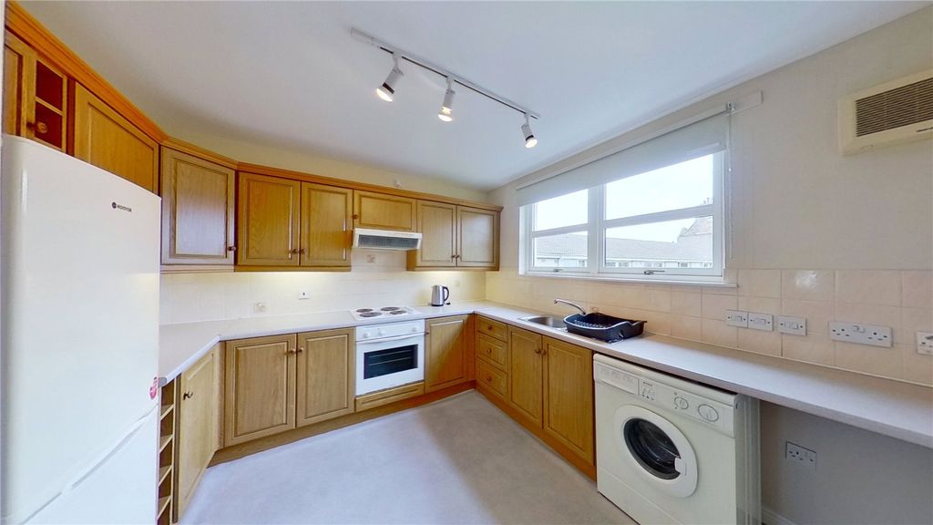 Property photo 3 of 7 Photo 3