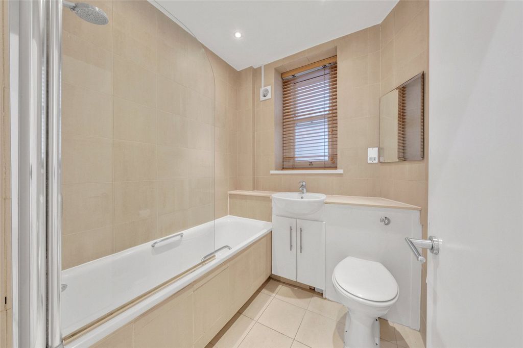 Property photo 2 of 11 Picture No. 06