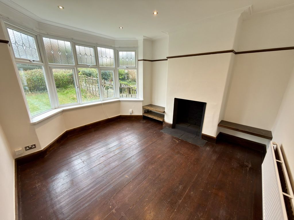 Property photo 2 of 11 Reception 1