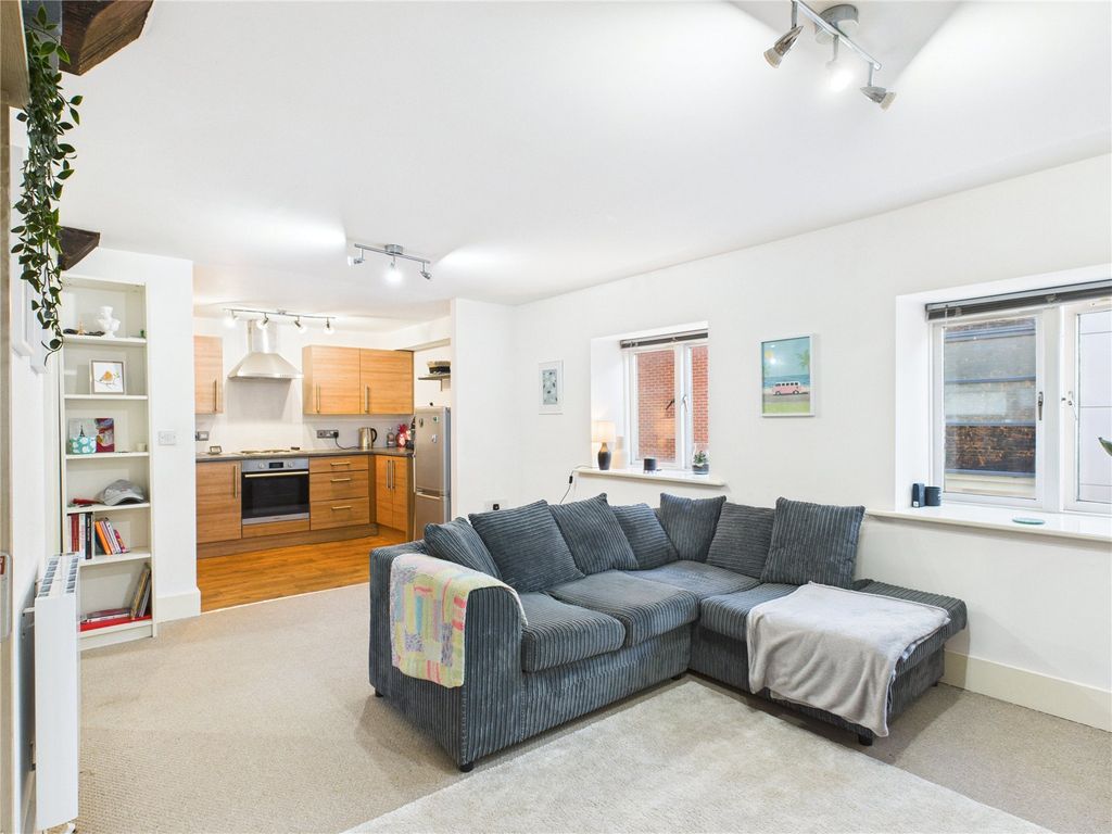 Property photo 2 of 10 Picture No. 08