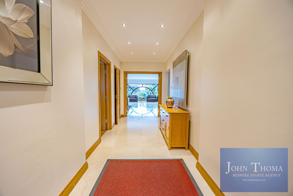 Property photo 2 of 35 Photo 1