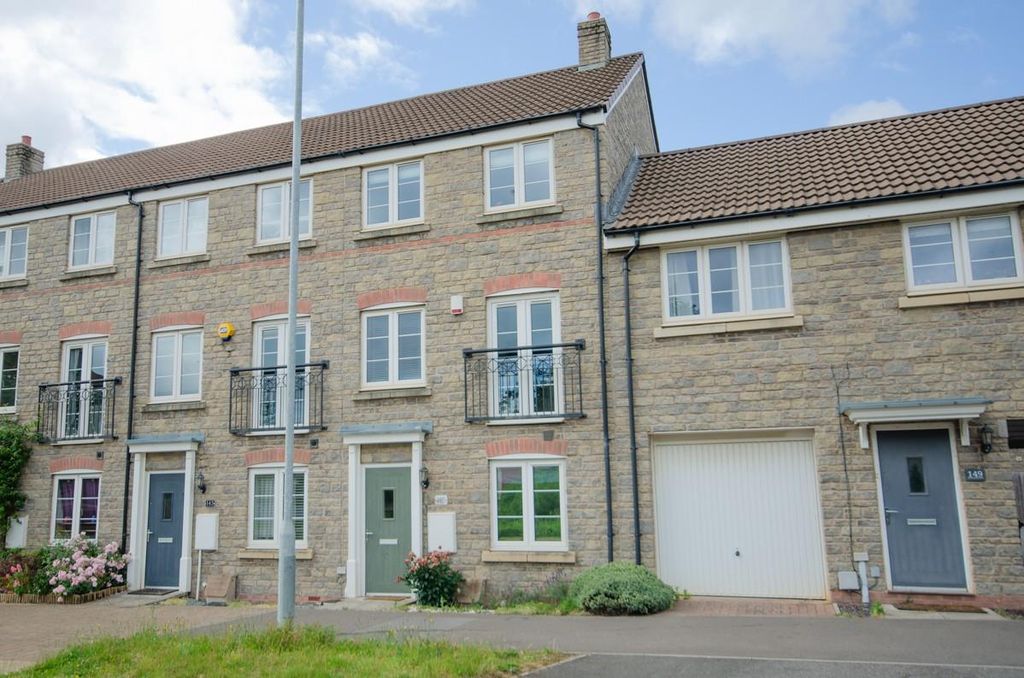 Property photo 1 of 21 Front.Jpg