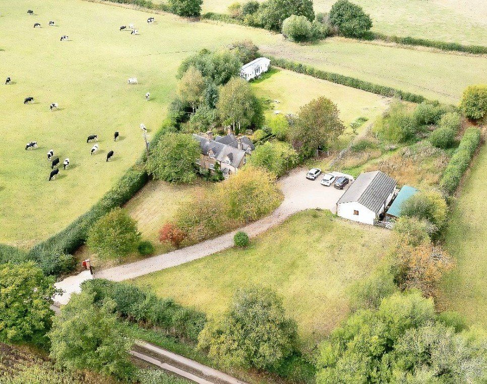 Property photo 1 of 24 Picture No. 32