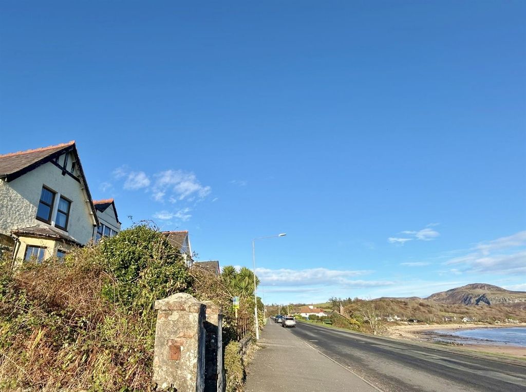 Property photo 3 of 35 Towards Holy |Sle