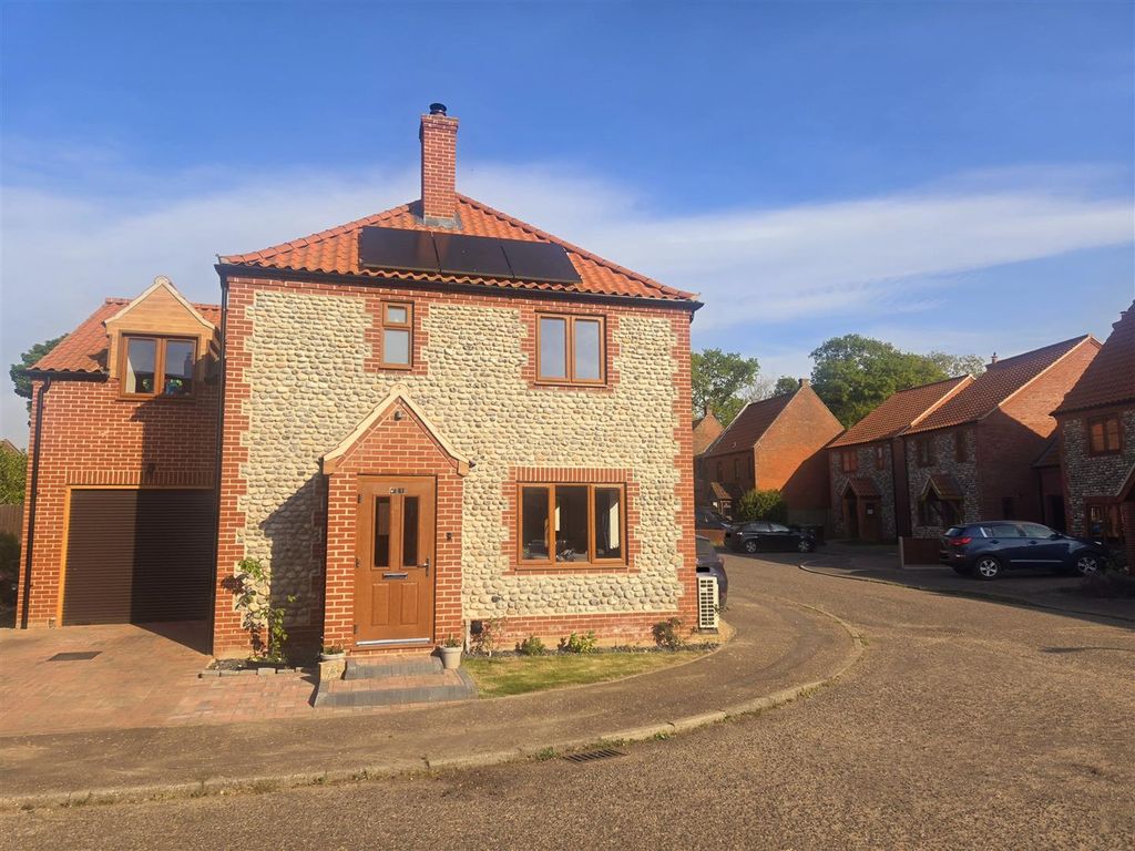 Property photo 1 of 18