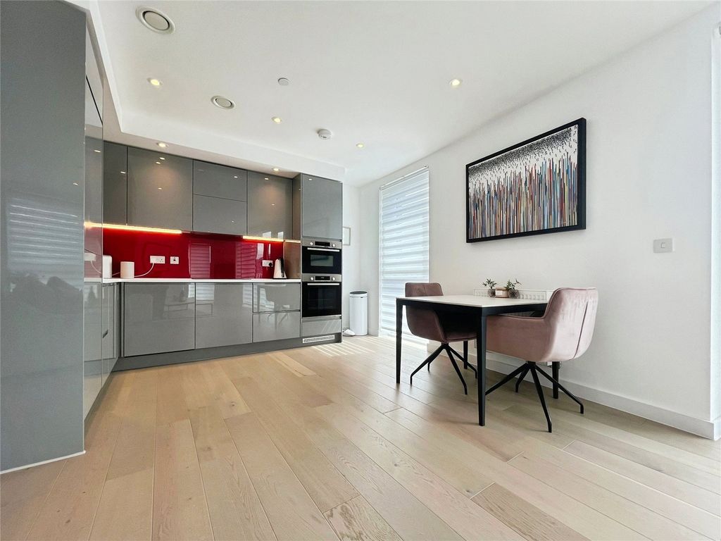 Property photo 3 of 9 Open Plan