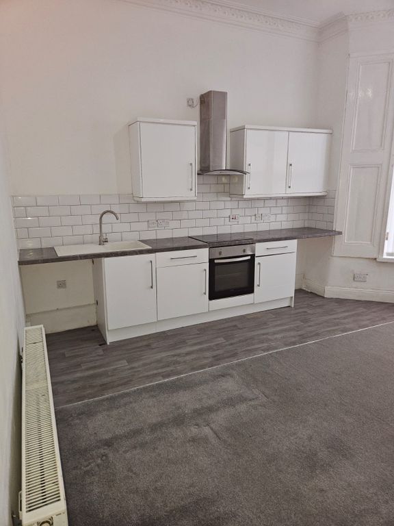 Property photo 3 of 9 Photo 3