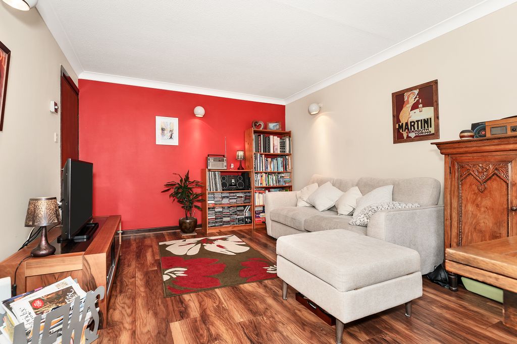 Property photo 3 of 16 Living Room