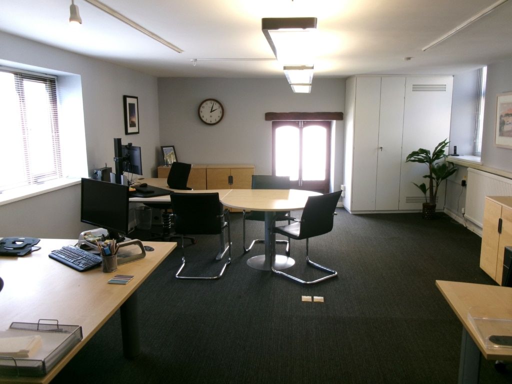 Property photo 2 of 5