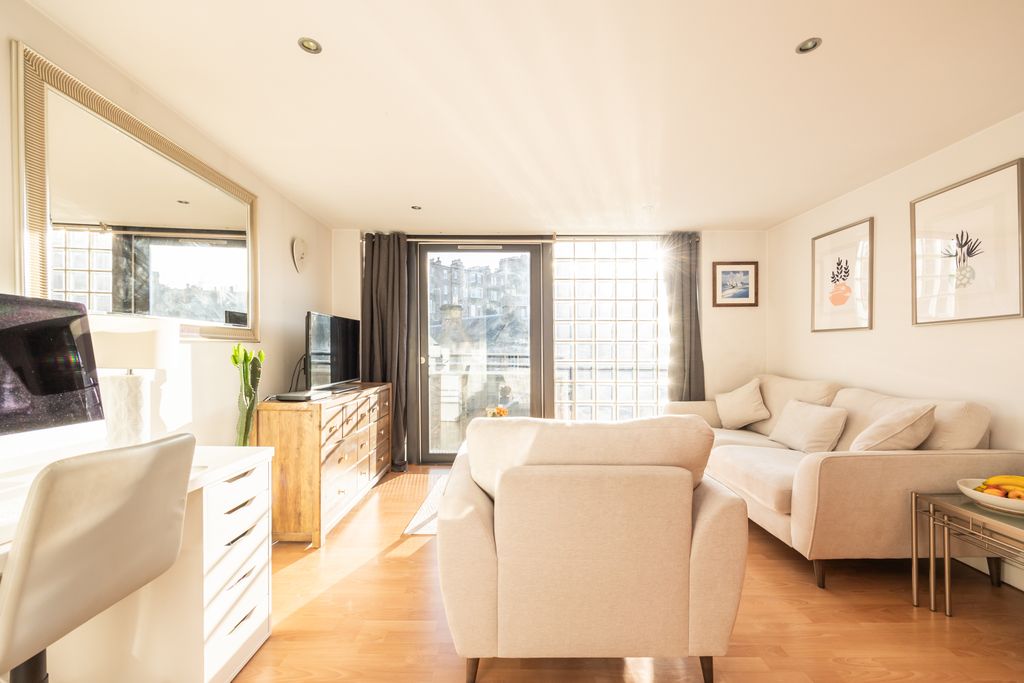 Property photo 2 of 19 Property Image 2