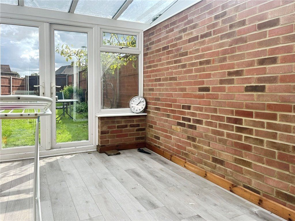 Property photo 2 of 9 Conservatory
