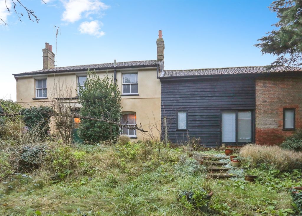 Property photo 3 of 20