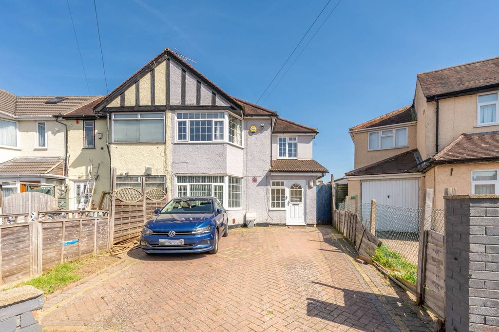 Property photo 2 of 16