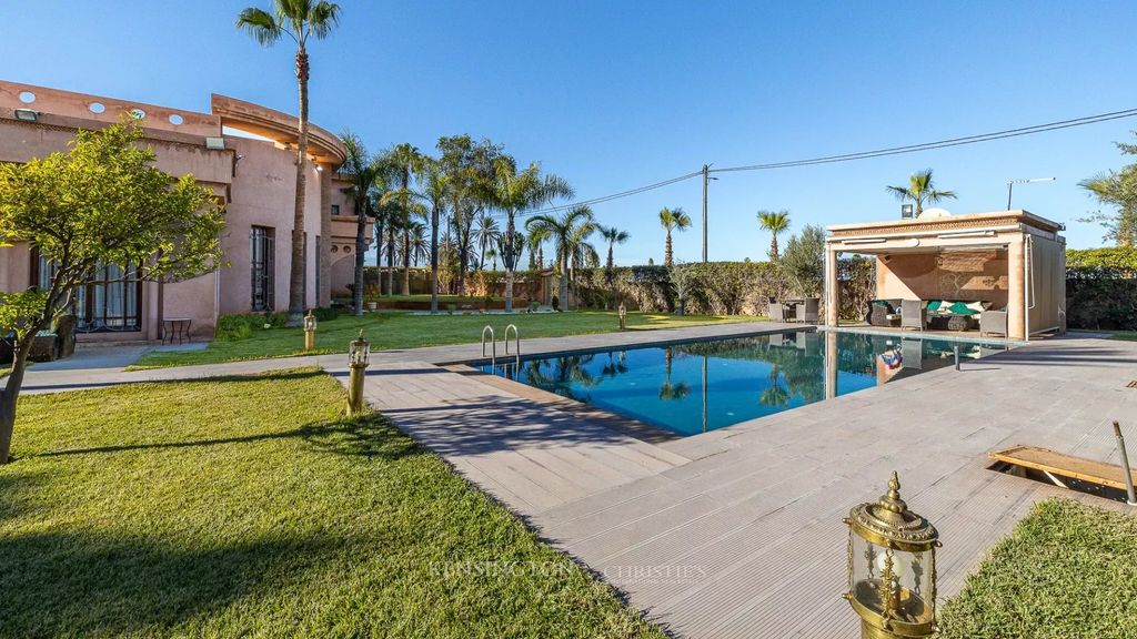 Property photo 2 of 30