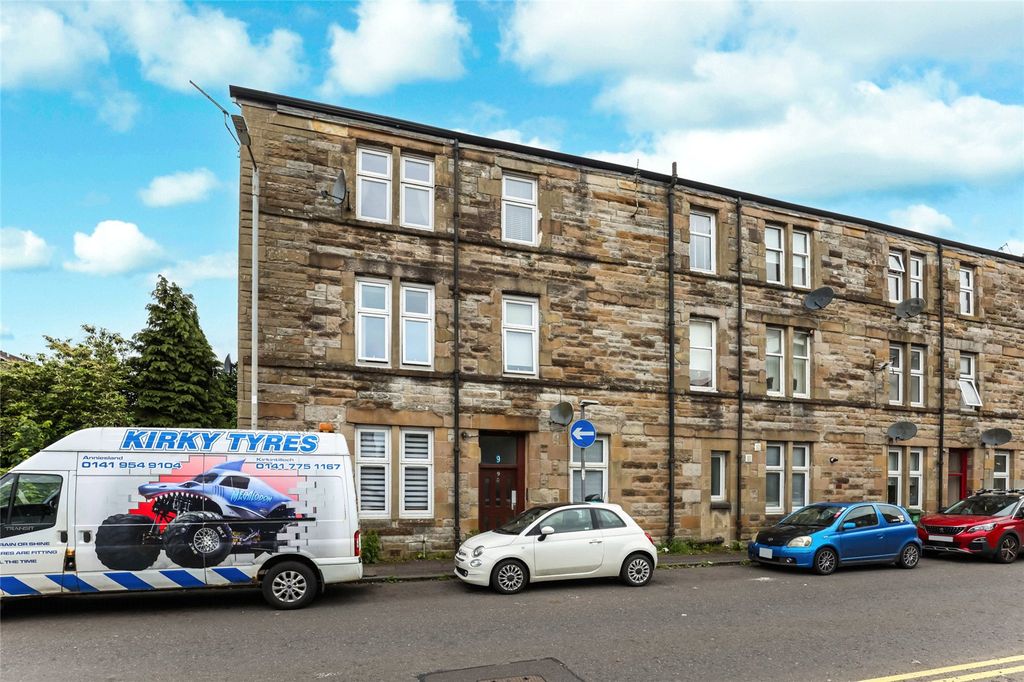 Property photo 1 of 18 Picture No. 01