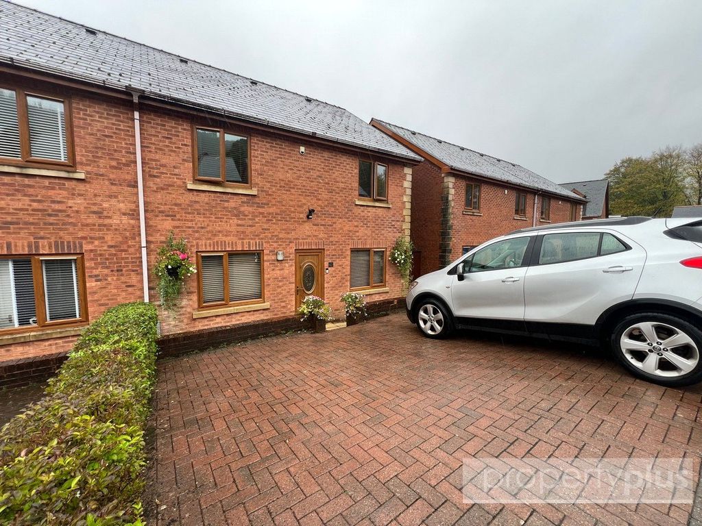 Property photo 2 of 18 Picture No. 20