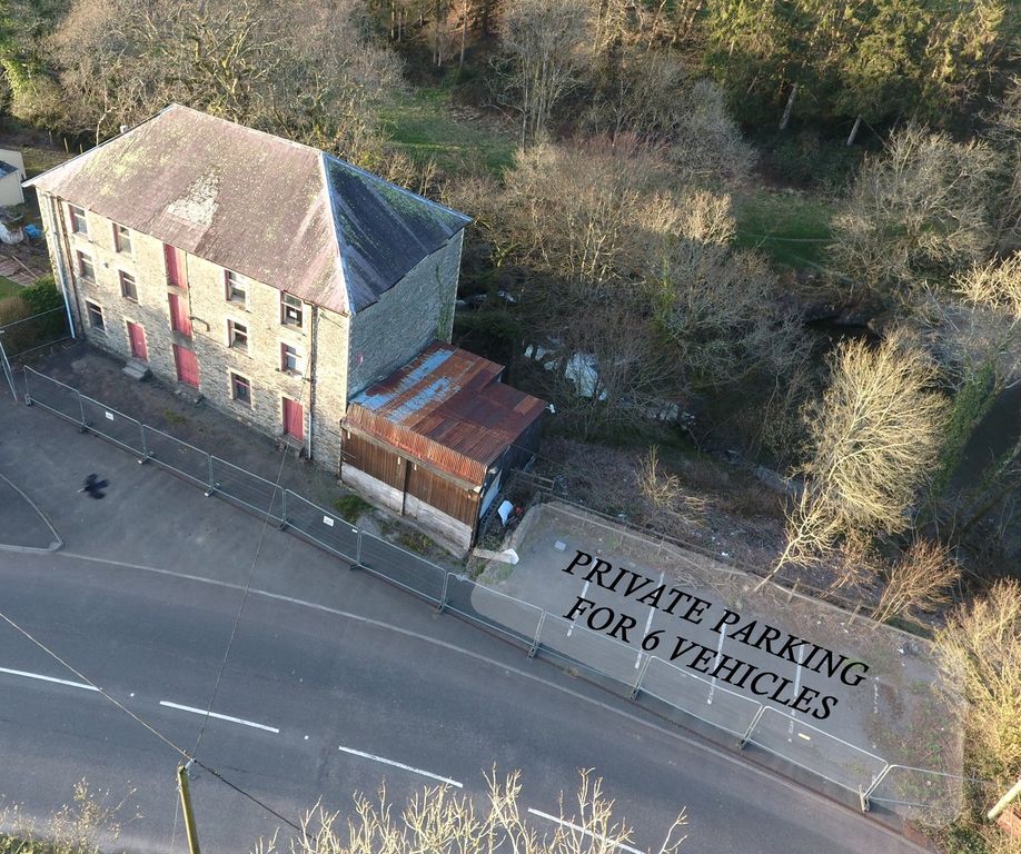 Property photo 1 of 34