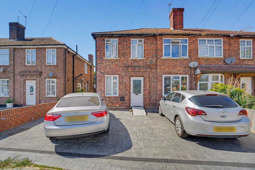 Property photo 1 of 10 Bc3961F8-6474-41Bd-A011-d8030555F89c.Png